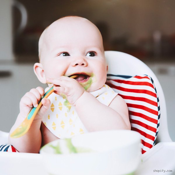 Comment faire cuire le cabillaud pour bébé pour préserver ses nutriments et garantir une texture fondante ?