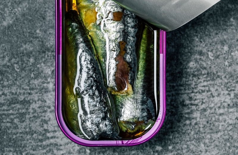 Faut-il égoutter l'huile des sardines ? Le guide ultime pour ne plus jamais gâcher vos conserves