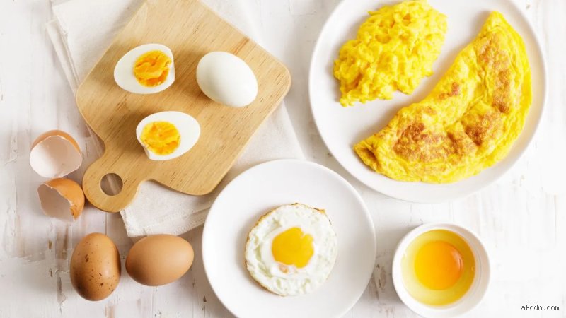Pourquoi pas plus de 3 œufs par jour ? Entre mythes tenaces sur le cholestérol et réalités nutritionnelles méconnues