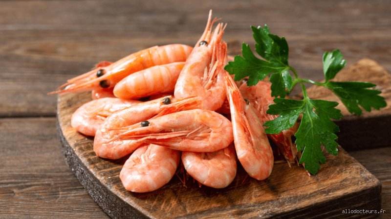 Quand on a du cholestérol, peut-on manger des crevettes ? Le verdict tranché des nutritionnistes en 2026