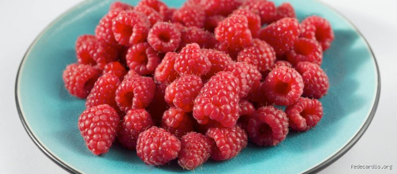 Quel est le fruit le plus bon pour le cœur ? Le guide expert pour une protection cardiovasculaire optimale