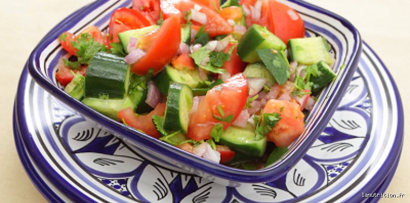 Quelle salade est bonne pour les diabétiques ? Le guide sans langue de bois pour dompter sa glycémie sans s’ennuyer à table