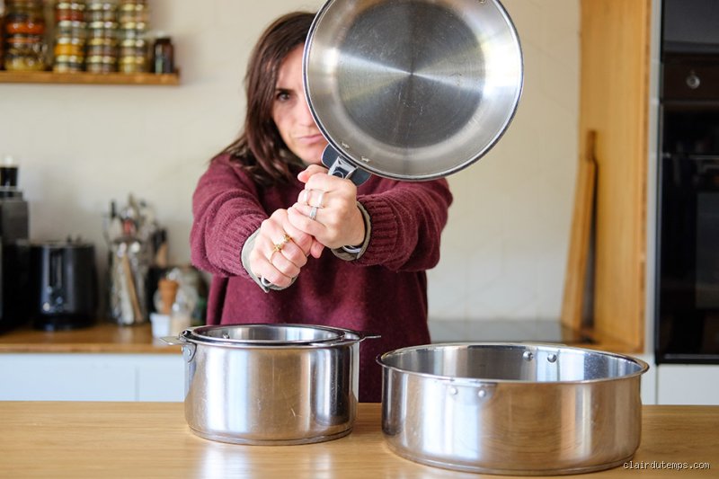 Quelles poêles sont 100% non toxiques ? Le guide vérité pour une cuisine sans perturbateurs endocriniens