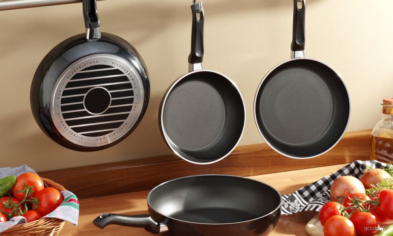 Quelles sont les casseroles et poêles les plus sûres à acheter pour cuisiner sans risque au quotidien ?