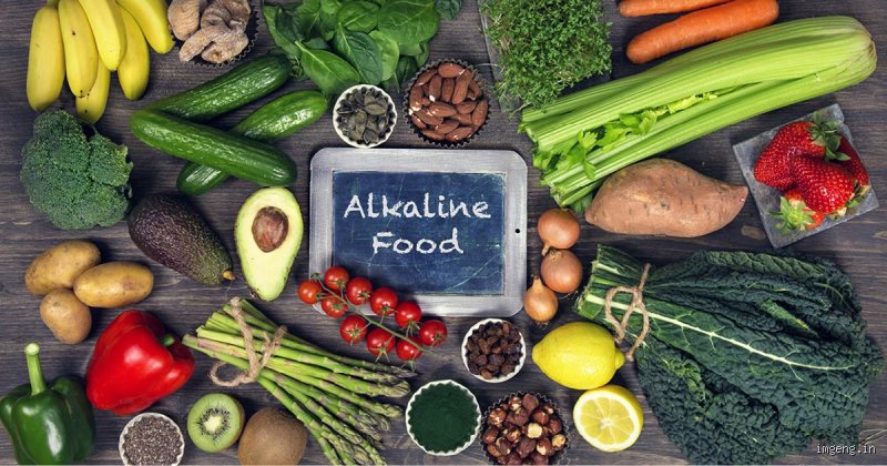 Quels sont les aliments désacidifiants ? Le guide complet pour rééquilibrer votre terrain biologique sans dogmatisme