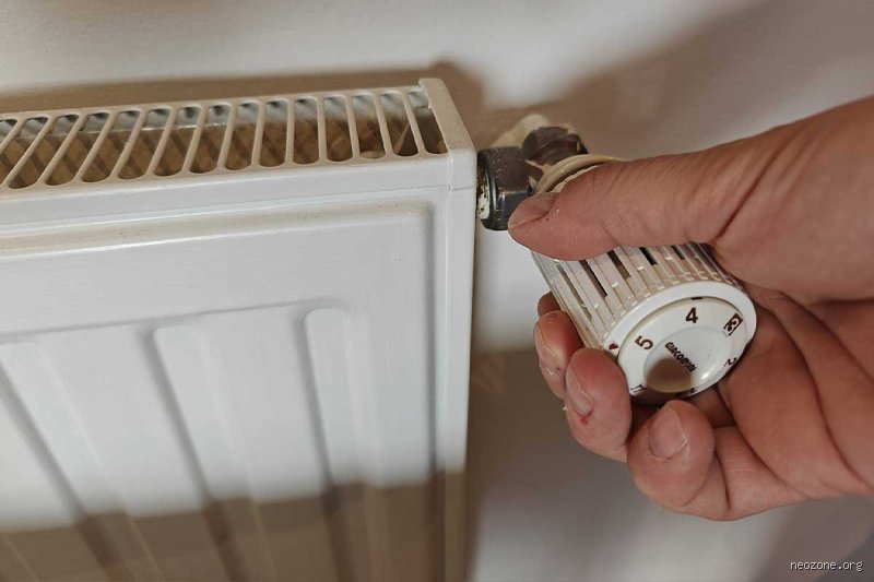 Est-ce que éteindre et rallumer le chauffage consomme plus ? La vérité sur l'inertie thermique et votre facture