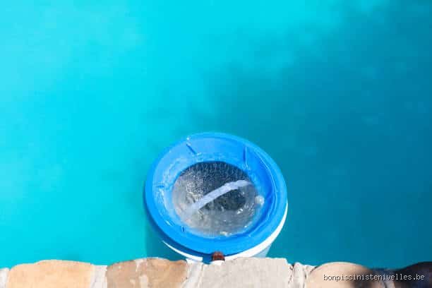 Puis-je éteindre le filtre de ma piscine la nuit ? Le guide sans langue de bois pour trancher enfin le débat