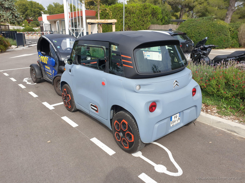 Quelle est la voiture sans permis avec le plus d'autonomie ?
