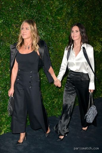 Qui était la meilleure amie de Jennifer Aniston ? Enquête au cœur d'une sororité hollywoodienne de trente ans