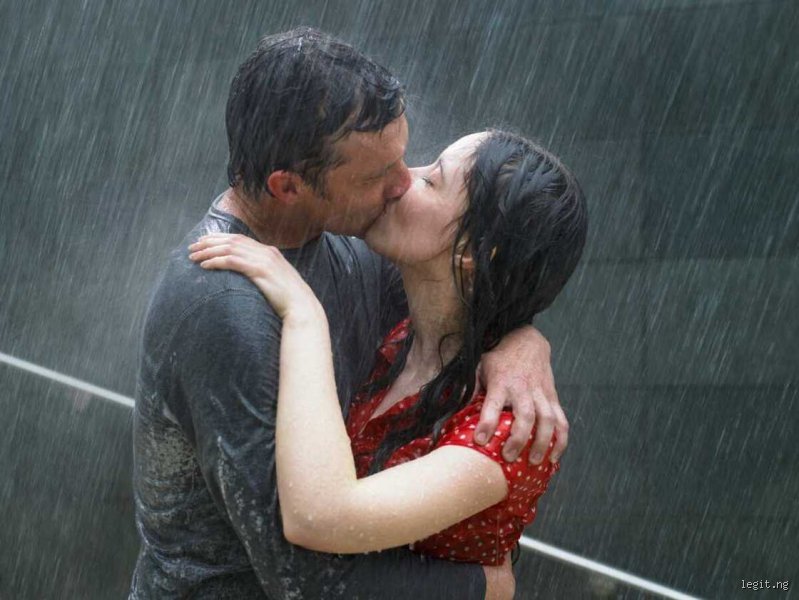 Comment faire un bisou en amoureux ?