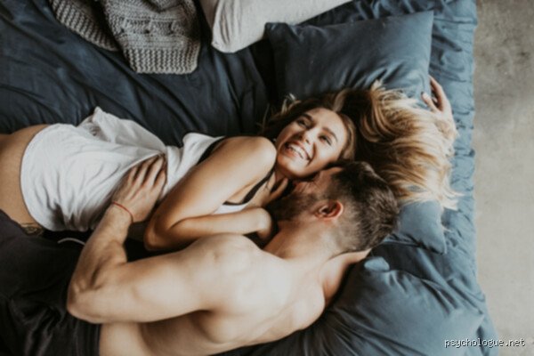 Deux personnes peuvent-elles faire l'amour sans être amoureuses : une plongée sans tabou dans la réalité des corps et des cœurs