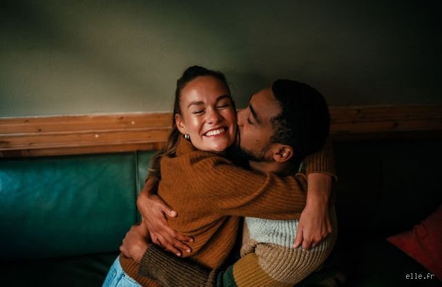 Quel sexe tombe généralement amoureux en premier ? La science brise enfin les vieux clichés romantiques
