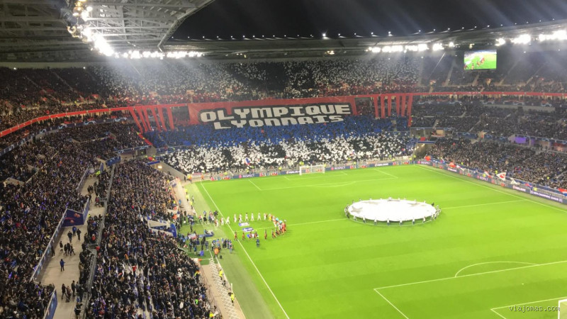 Quelle est la meilleure ambiance de stade en France ? Découvrez les stades incontournables !