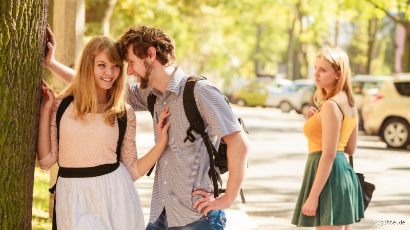 Die Psychologie des Neids: Welche Sternzeichen werden am meisten beneidet?