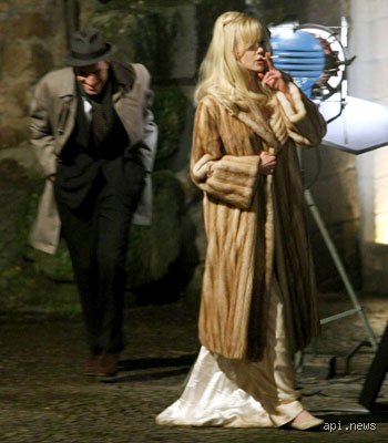 Is Nicole Kidman a smoker ? Entre rumeurs de plateau et réalité, la vérité sur l’icône australienne