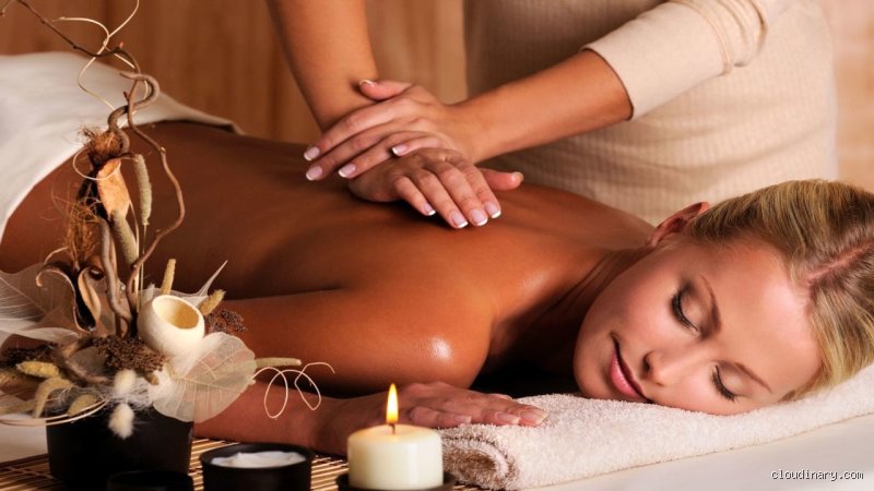 Quel est le massage le plus hot ? Entre rituels ancestraux et tendances de luxe, le verdict des experts