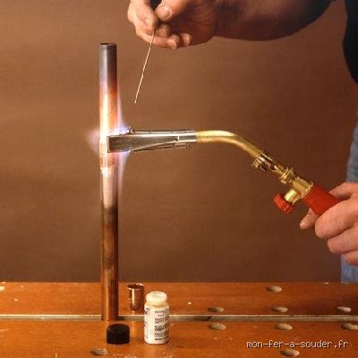Quelle baguette pour braser du fer : le guide technique complet du soudeur