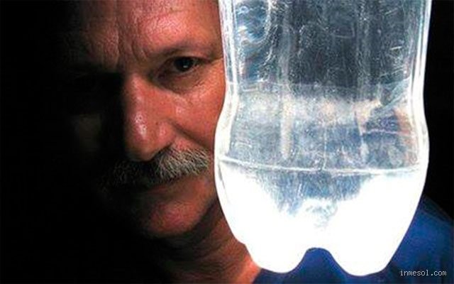 Comment puis-je produire de la lumière sans électricité : les solutions ancestrales et high-tech pour un éclairage autonome