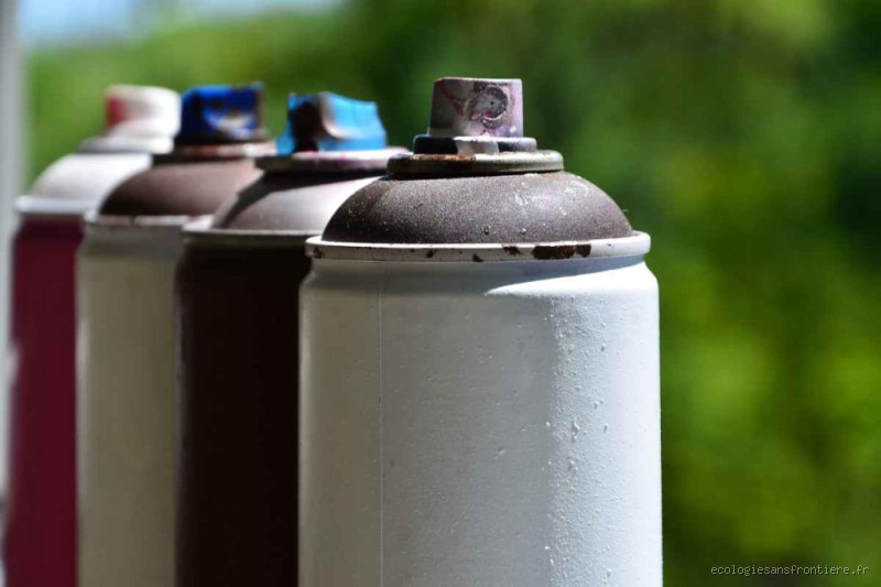 Où jeter les déodorants aérosol ? Conseils et bonnes pratiques pour un tri écologique