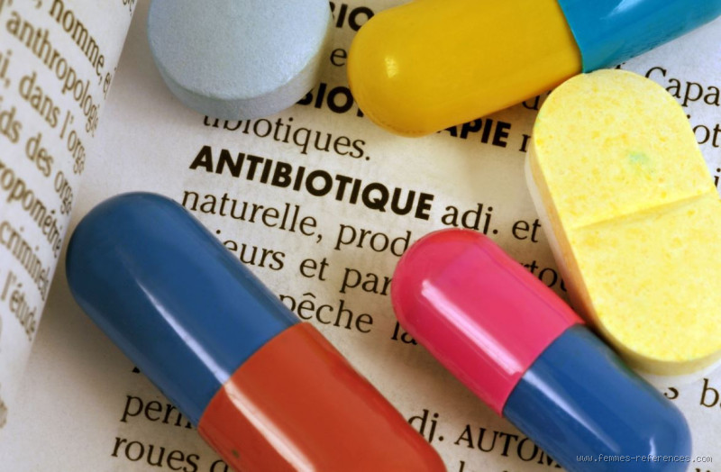 Quel délai entre 2 traitements antibiotiques ? Ce qu’il faut vraiment savoir
