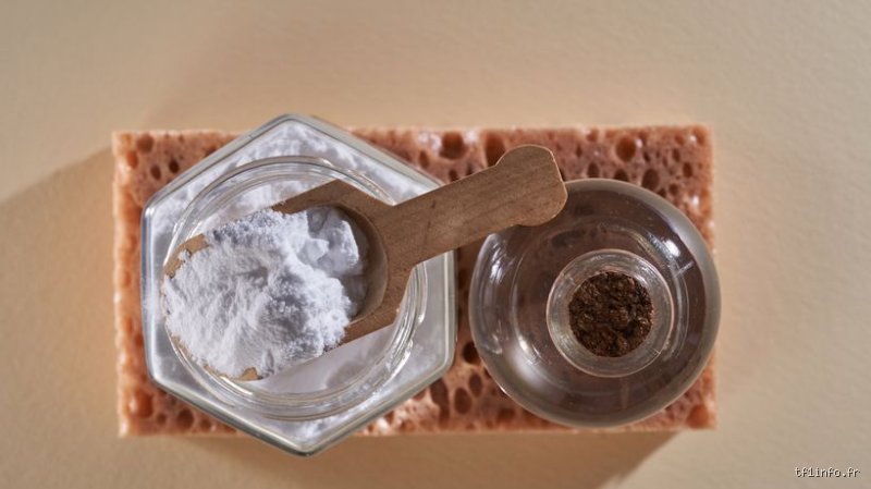 Est-il sans danger de mélanger du bicarbonate de soude et du vinaigre ? La vérité sur ce cocktail ménager explosif