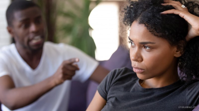 Comment appelle-t-on une femme qui veut tout contrôler ? Décryptage et nuances