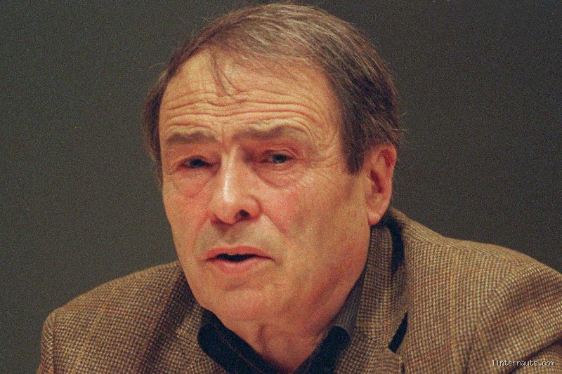 Qui est un célèbre sociologue français ?