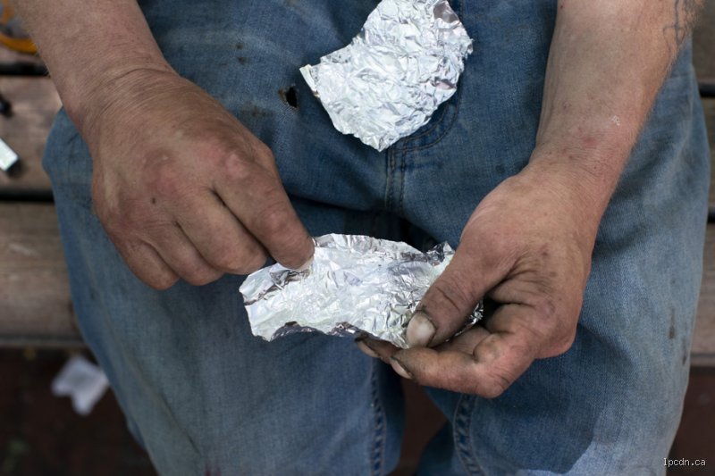 Quelle drogue se prend avec de l'aluminium ?