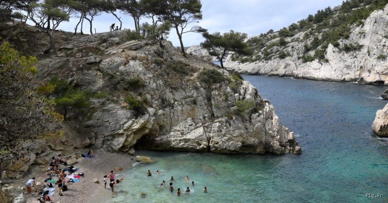 Est-ce que les calanques de Marseille sont ouvertes ?