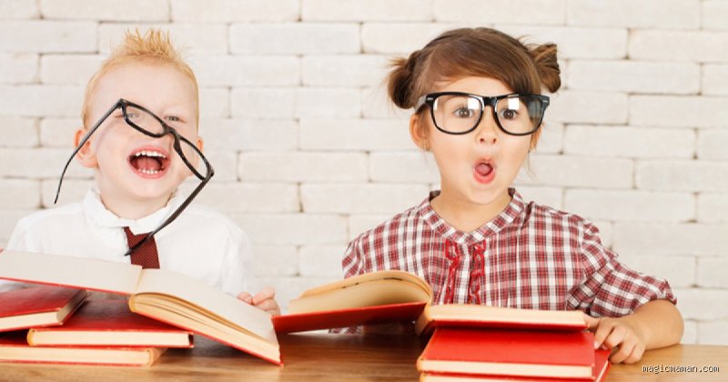 Pourquoi les ainés sont-ils plus intelligents ? Radiographie d’une supériorité cognitive que notre époque refuse de voir