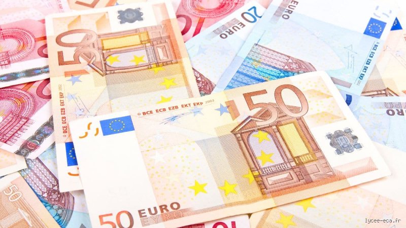 Combien d'argent est-il excessif de garder à la banque sans mettre en péril son patrimoine et son pouvoir d'achat ?
