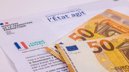 Comment un retraité peut-il bénéficier du chèque énergie pour réduire ses factures de chauffage et d'électricité ?
