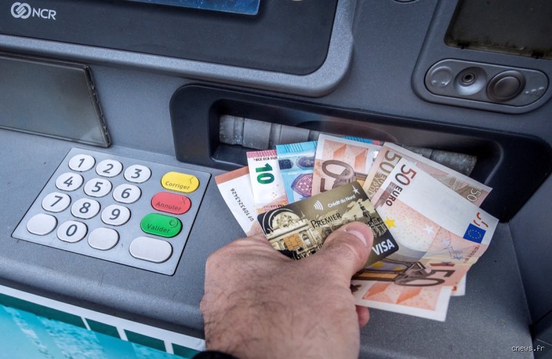 Quelle somme d'argent est-il conseillé de laisser sur son compte courant ?