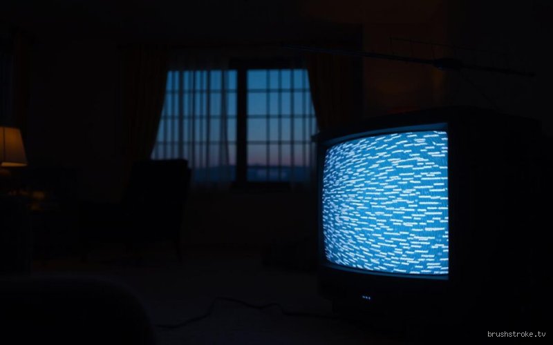 Pourquoi la télé fonctionne mal en ce moment ? Comprendre les bugs, les freezes et les pannes de réception actuelles