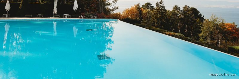 Quels sont les risques si ma piscine est trop remplie d'eau : le guide complet pour éviter le désastre