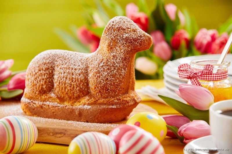 Was wird traditionell zu Ostern gebacken?