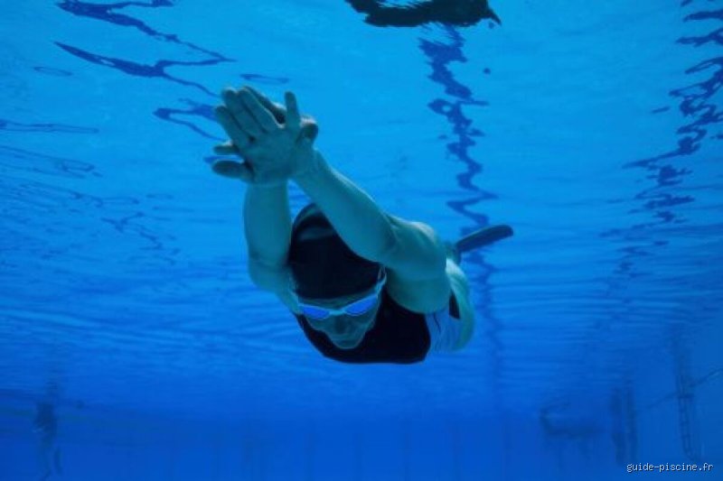 Quelle fréquence de natation choisir pour transformer radicalement son corps sans s'épuiser dès la première semaine ?