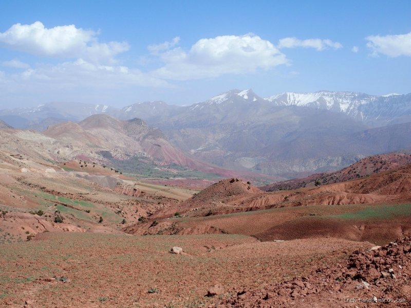 Le Secret Fascinant Derrière les Terres Rouges du Maroc : Plus qu'une Simple Couleur