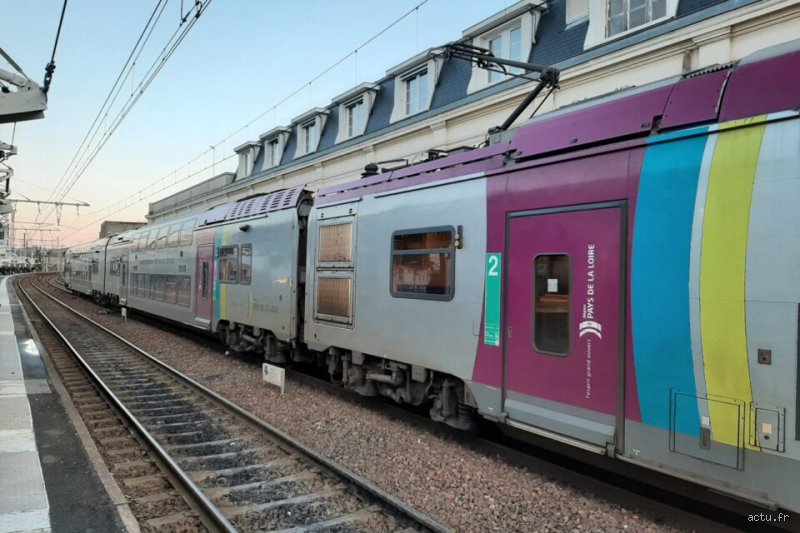 Quel pays n'a pas de train ?