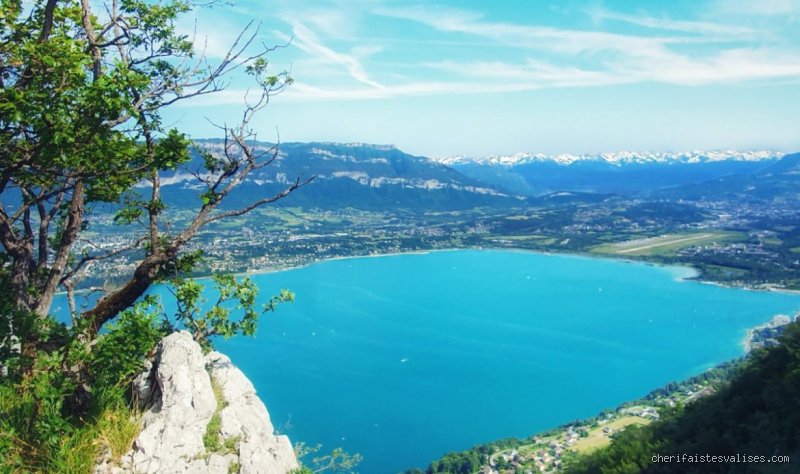 Quelle est le lac le plus gros de France ?