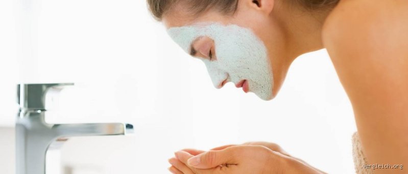Wie Gesichtsmaske abwaschen?
