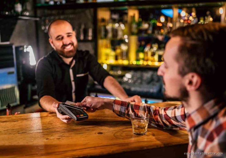 Comment payer dans un bar ?