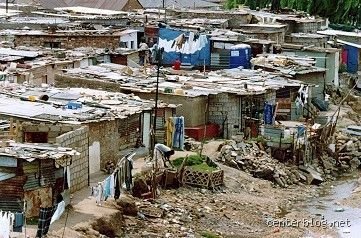 L'Algérie est un pays pauvre ou riche ? Voyage au cœur d'un paradoxe économique gravé dans le désert