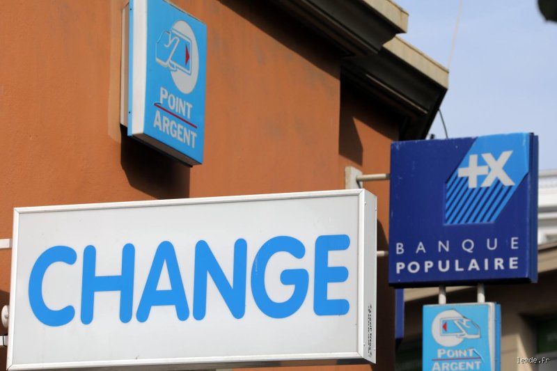Les banques appliquent-elles des frais cachés ? La vérité sur ce que vous payez réellement chaque mois sans le savoir