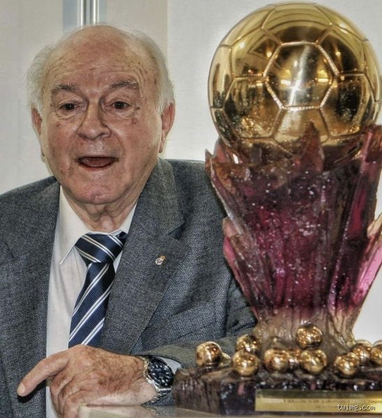 Qui a déjà eu un super ballon d'or ? Le mystère du trophée le plus rare de l'histoire du football résolu