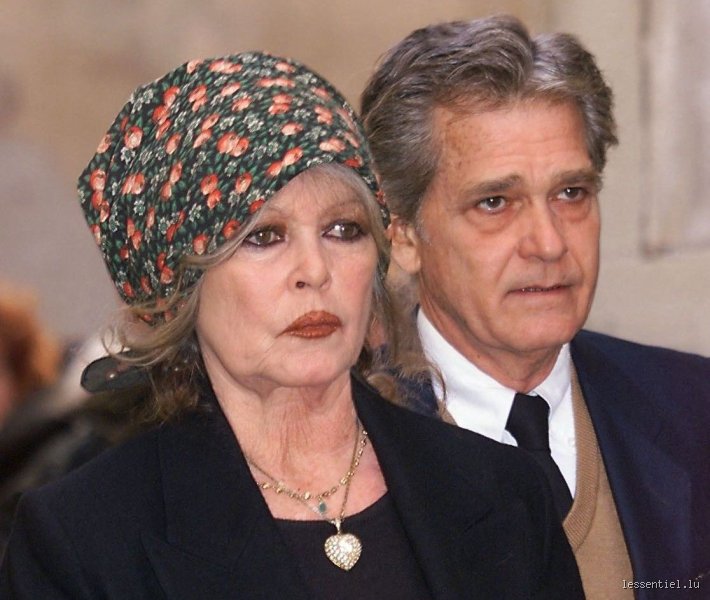 Qui va hériter de la fortune de Brigitte Bardot ? Entre sa fondation, son fils Nicolas et son mari Bernard d'Ormale