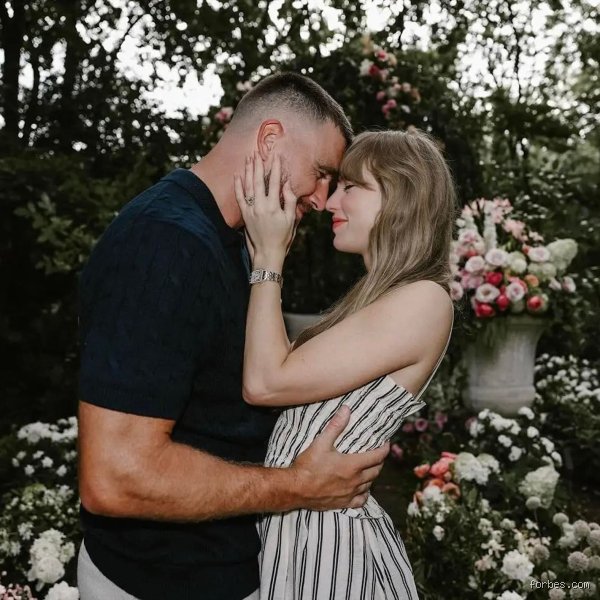 La bataille des comptes bancaires de Kansas City : Who is richer, Taylor Swift or Travis Kelce ?