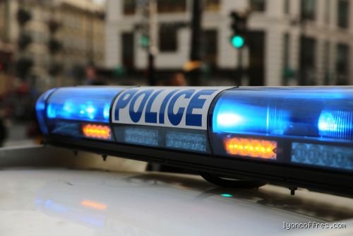 Est-ce que la police peut ouvrir mon coffre ?