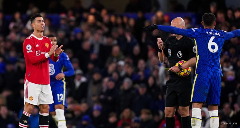 Pourquoi CR7 ne joue pas contre Chelsea : Les vraies raisons derrière l'absence du quintuple Ballon d'Or