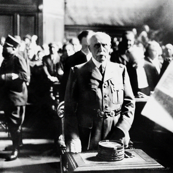 Pourquoi Pétain veut-il collaborer ? La troublante logique du Maréchal